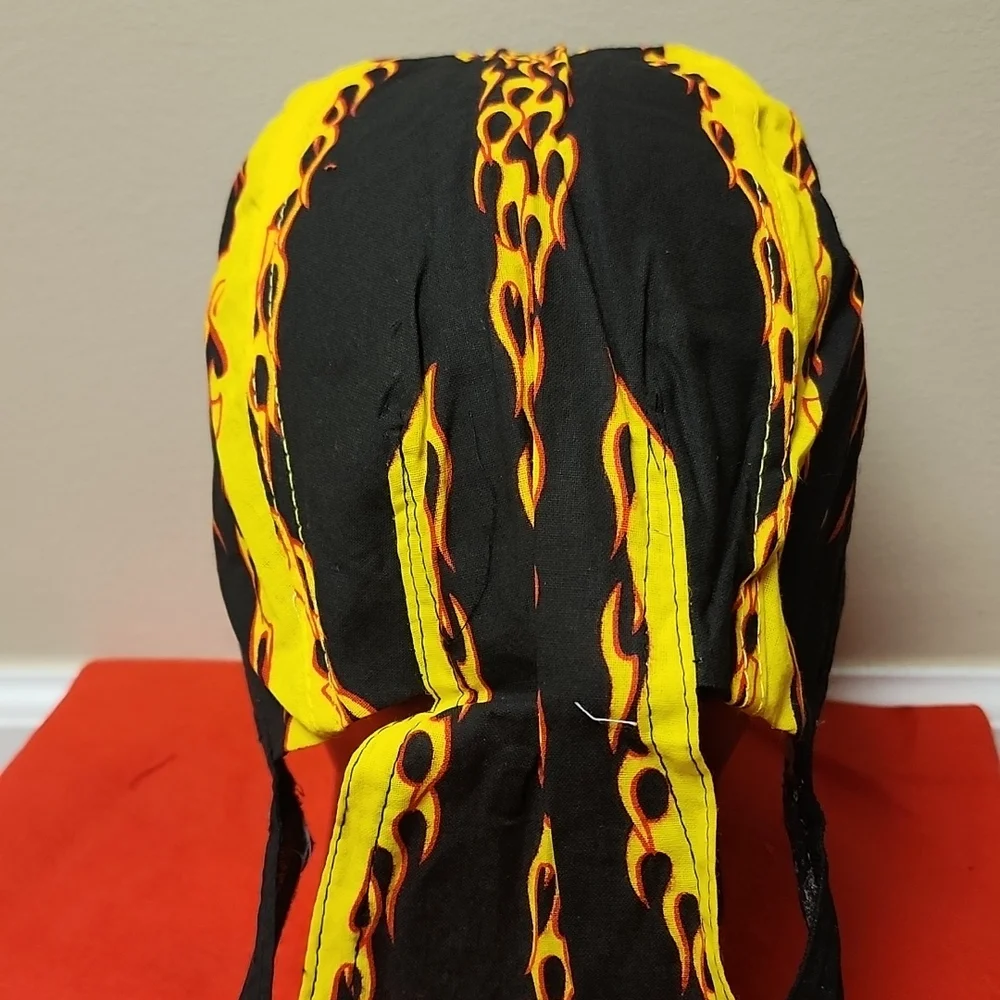 Flames and Raging Skulls Lined Headwrap - Picture 5 of 7